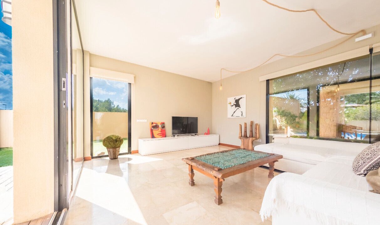 Photo of Livingroom in San Antonio Bay