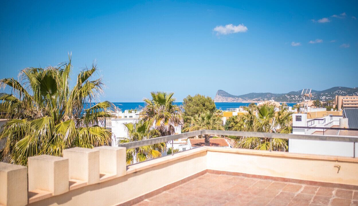 Photo of Patio Balcony in San Antonio Bay