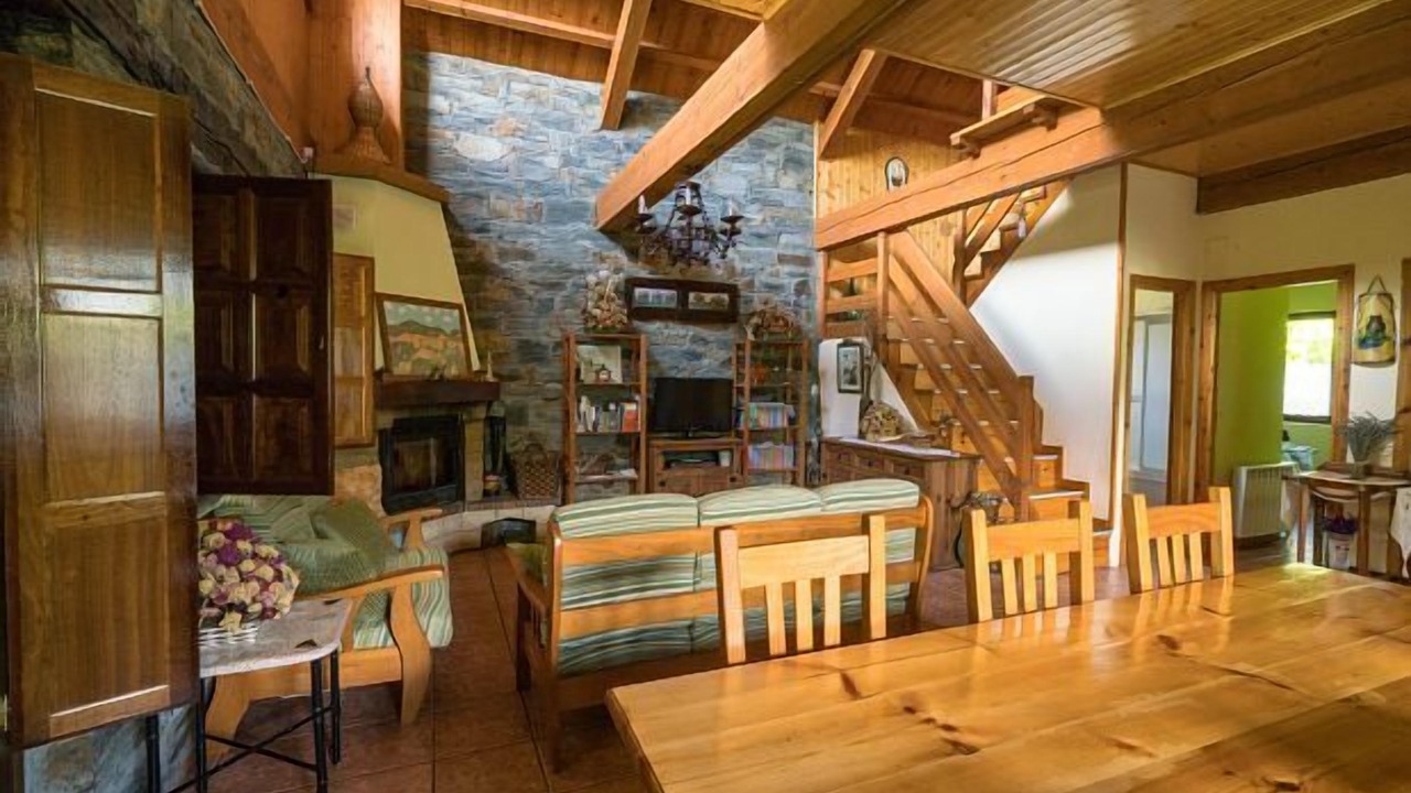 Photo of Livingroom in Burbia