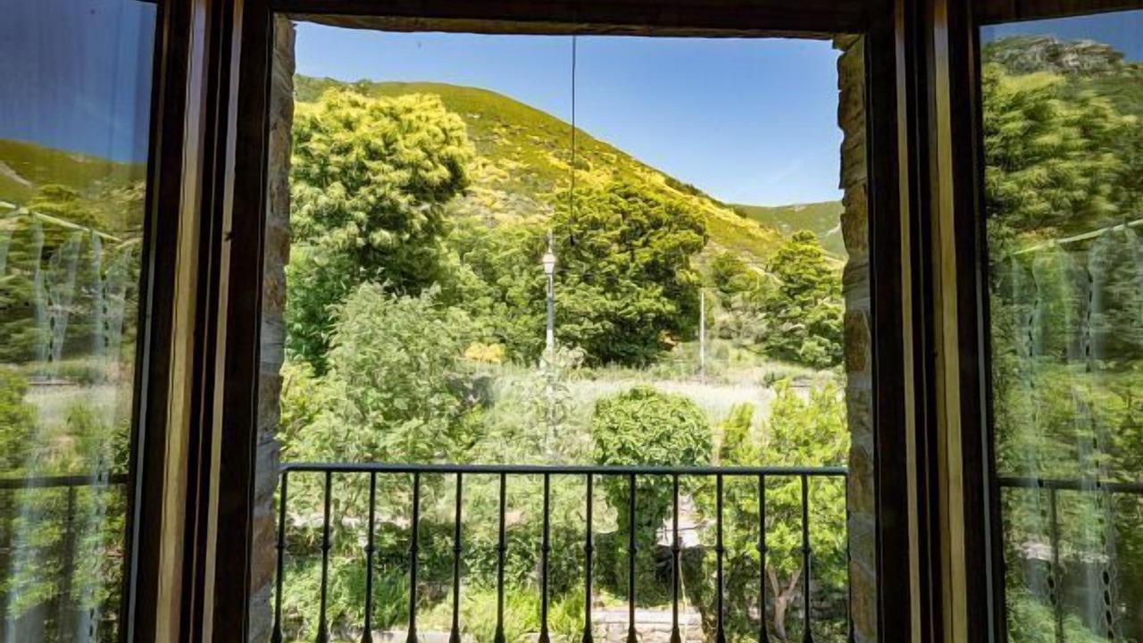 Photo of Others in Burbia