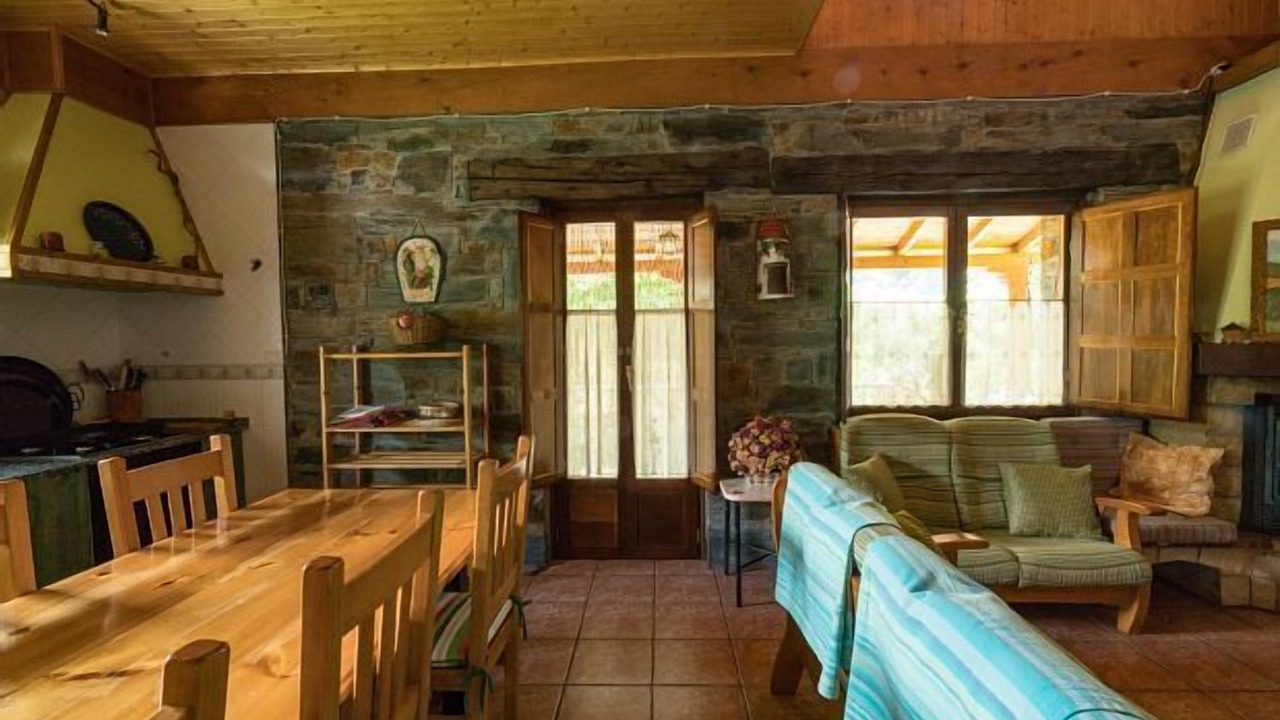 Photo of Livingroom in Burbia