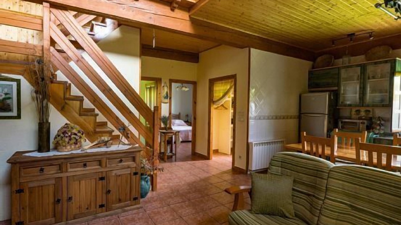 Photo of Livingroom in Burbia