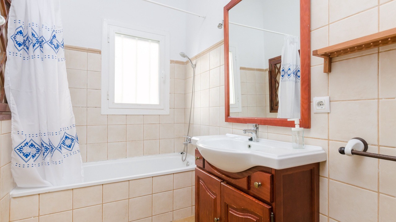 Photo of Bathroom in Calamayor