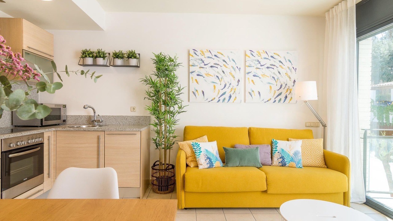 Photo of Livingroom in Tamariu