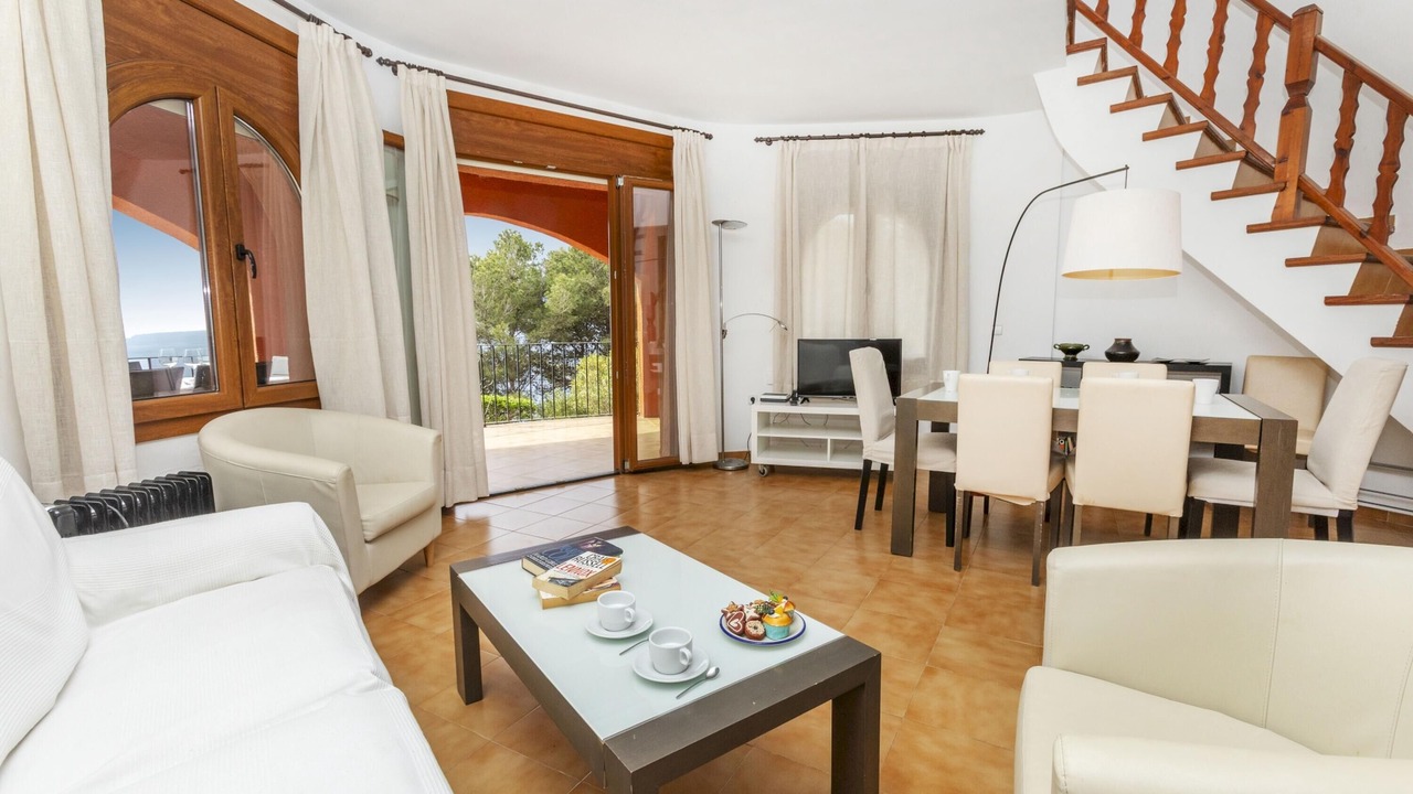 Photo of Livingroom in Tamariu