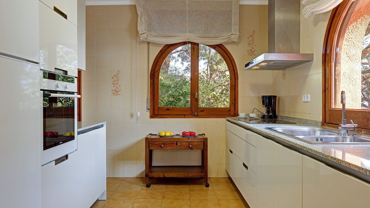 Photo of Kitchen in Tamariu