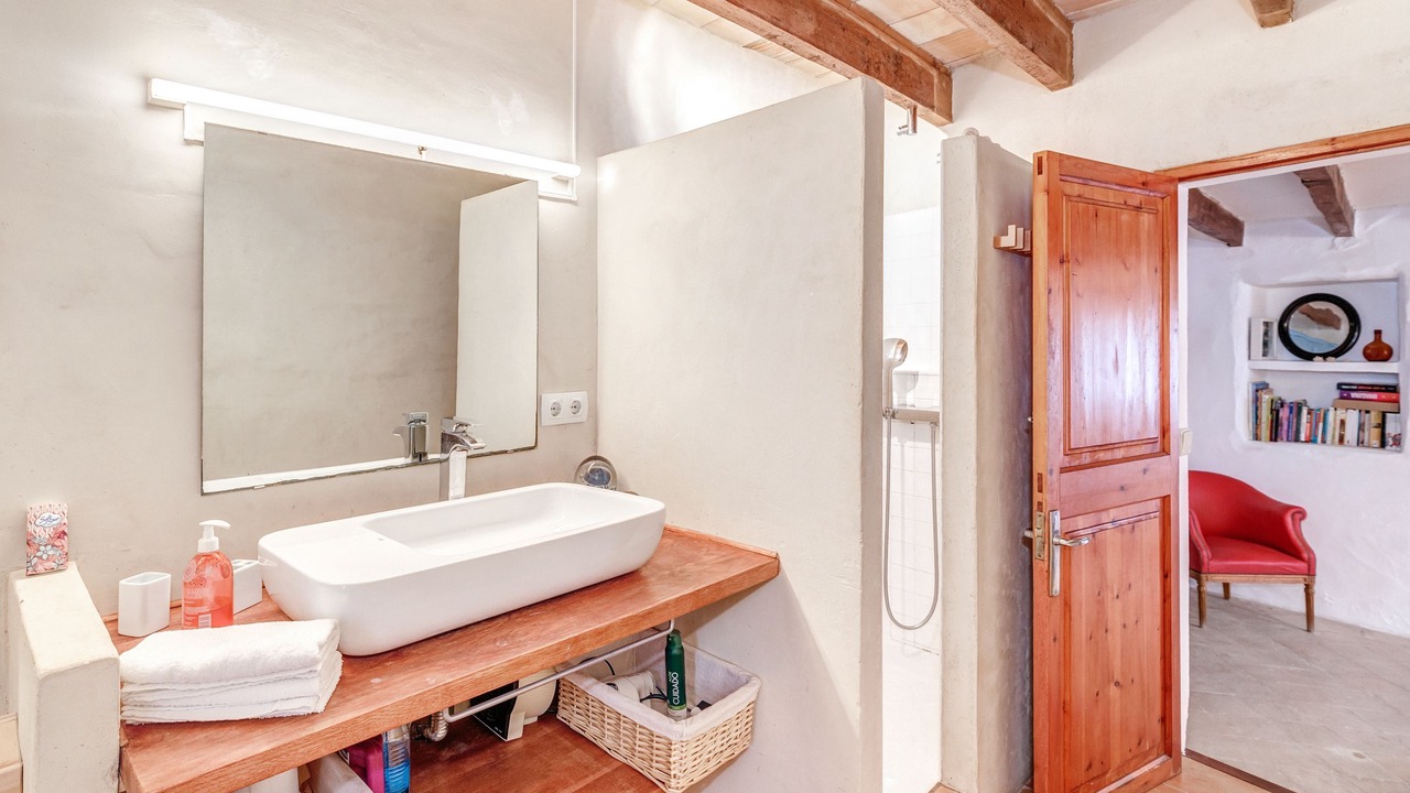 Photo of Bathroom in Banyalbufar