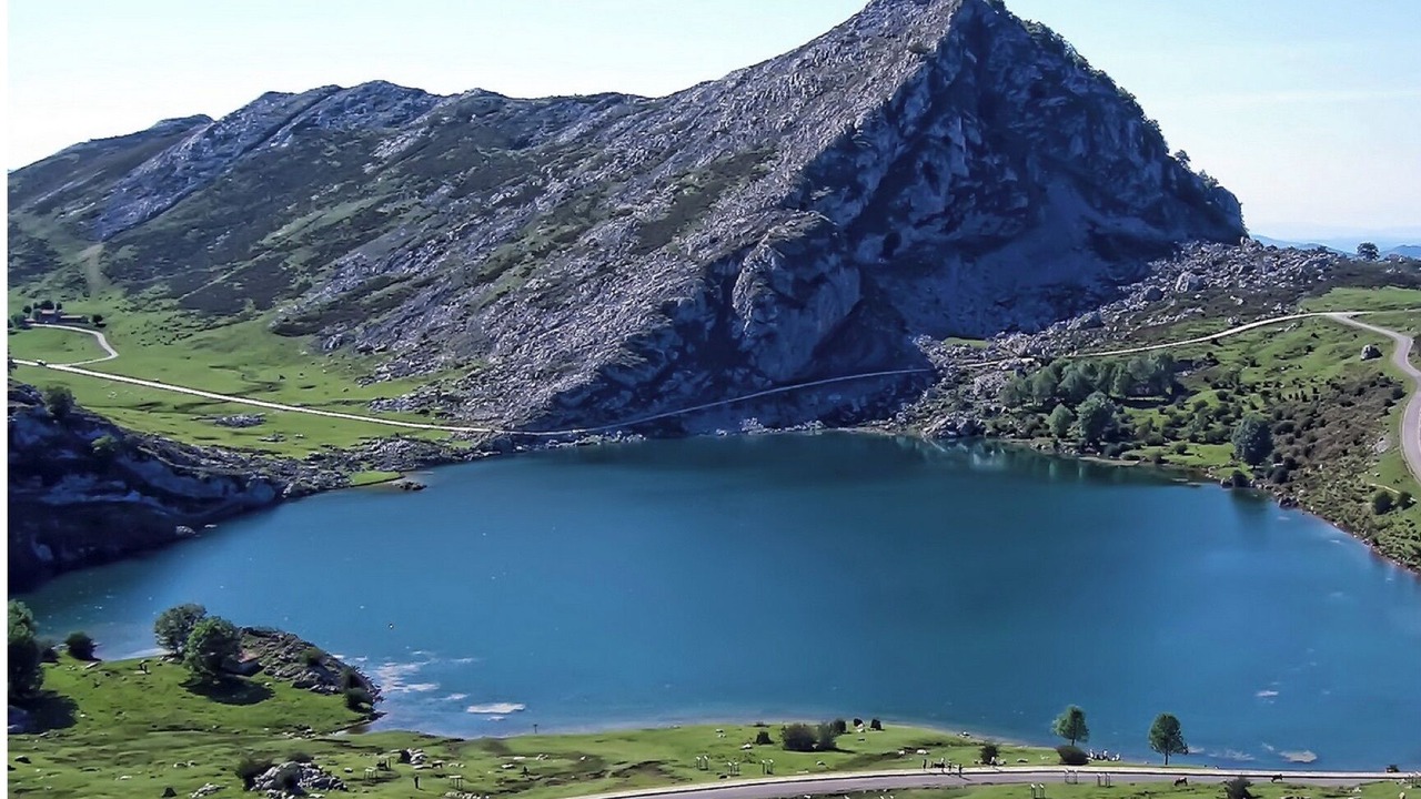 Photo of Others in Precendi