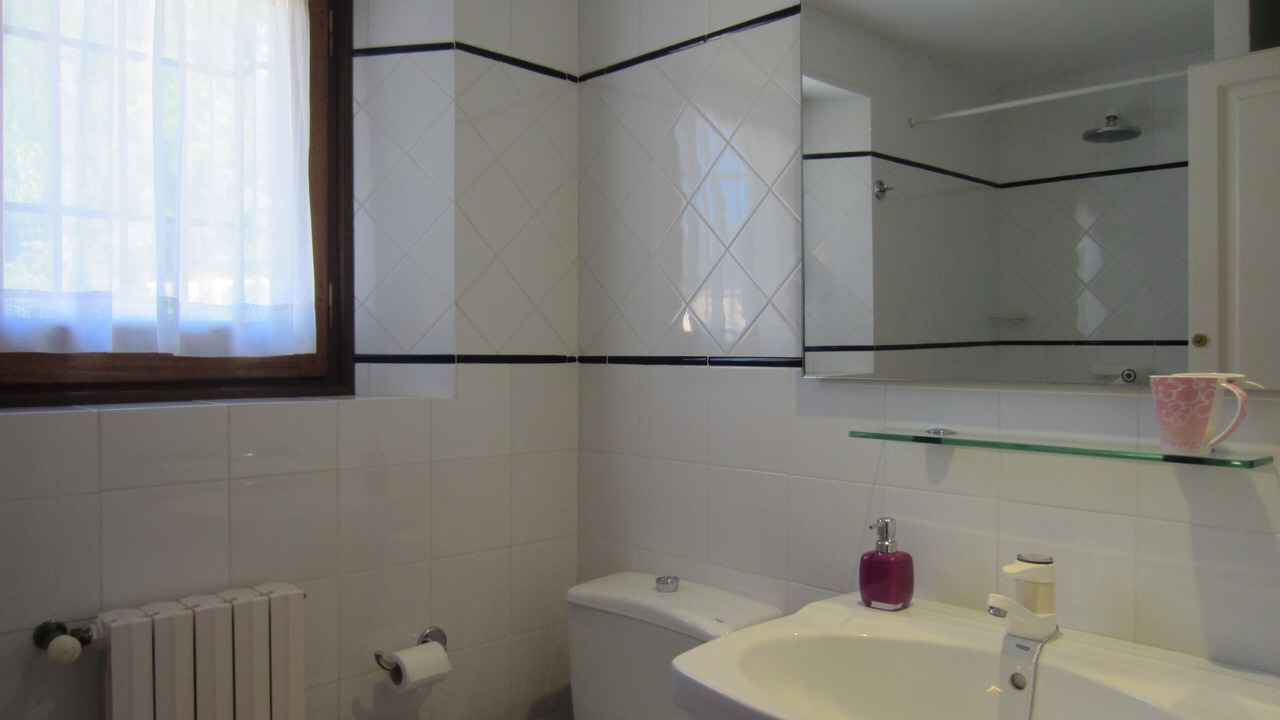 Photo of Bathroom in Regencos