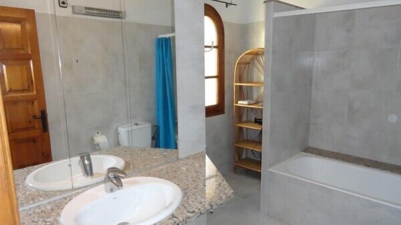 Photo of Bathroom in Calonge