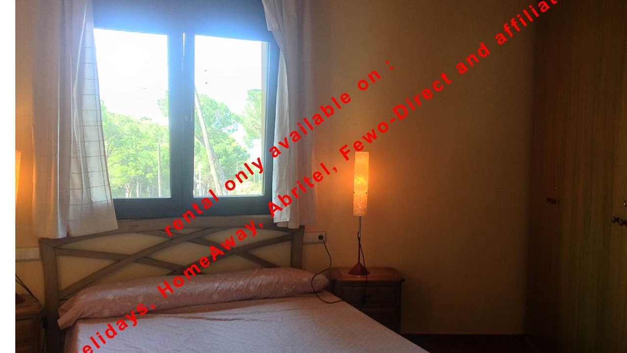 Photo of Bedroom in Pals
