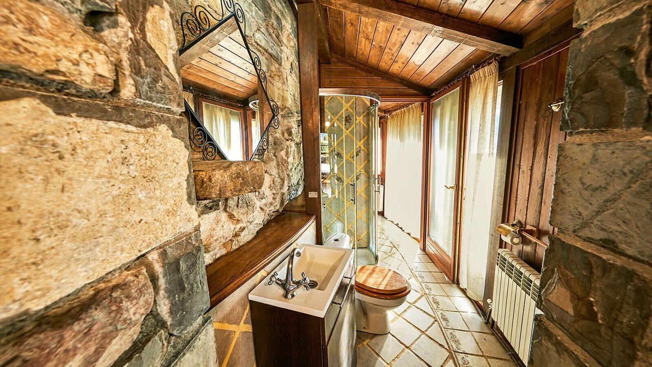 Photo of Bathroom in Buerba