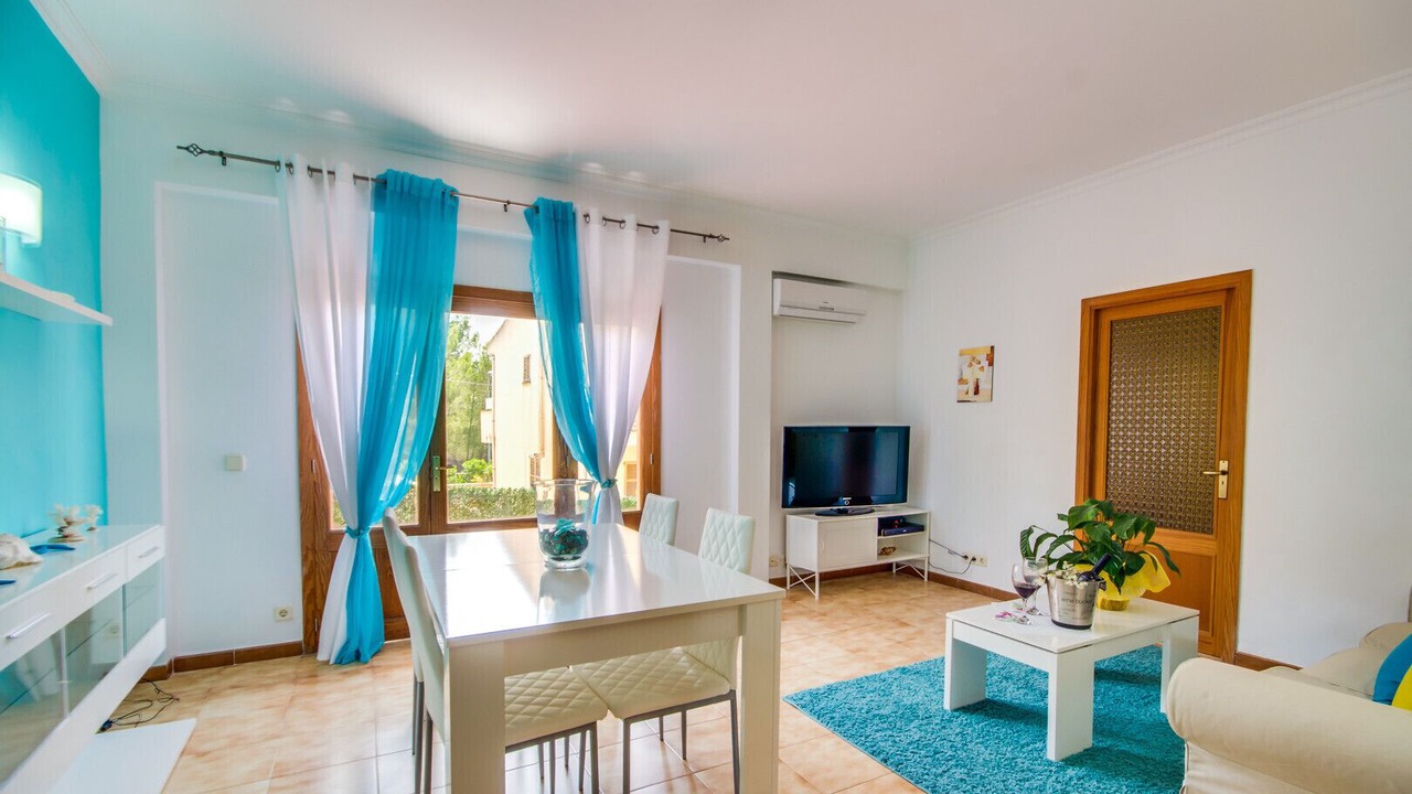 Photo of Livingroom in Alcanada