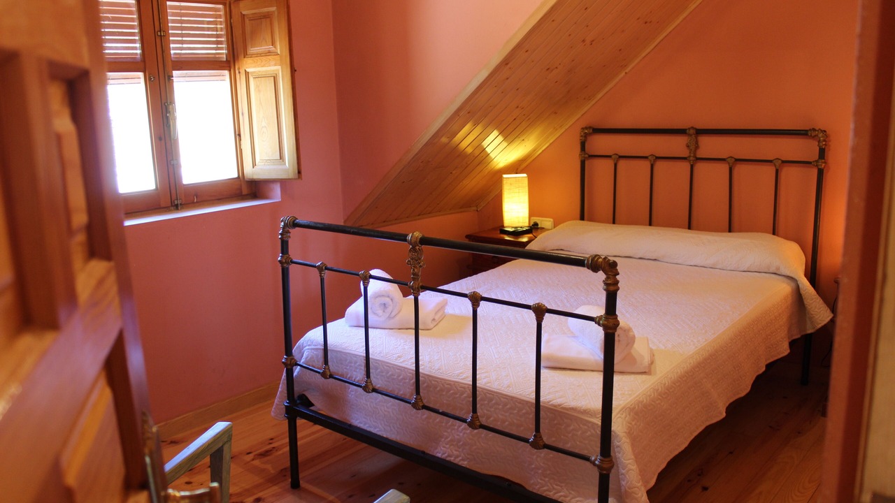 Photo of Bedroom in Toral de los Vados