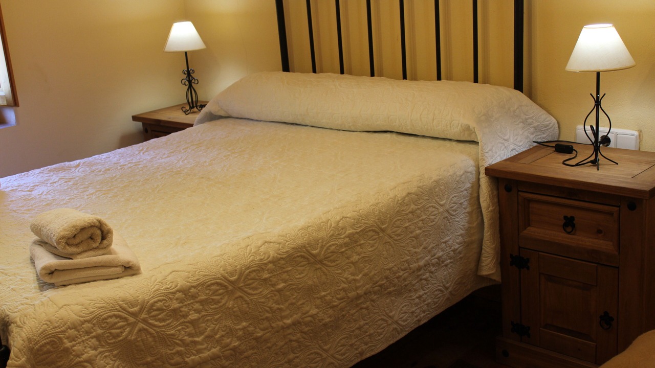 Photo of Bedroom in Toral de los Vados