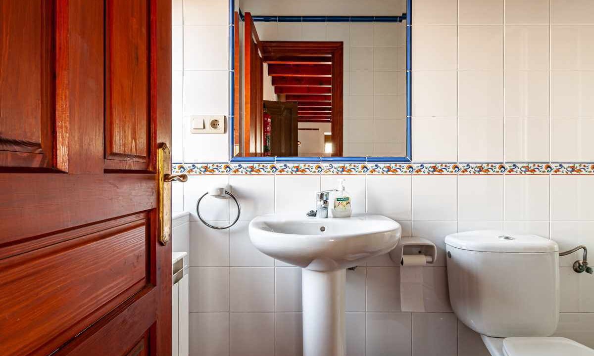 Photo of Bathroom in Luces