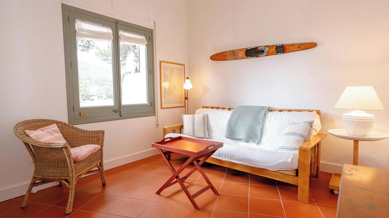 Photo of Livingroom in Tamariu