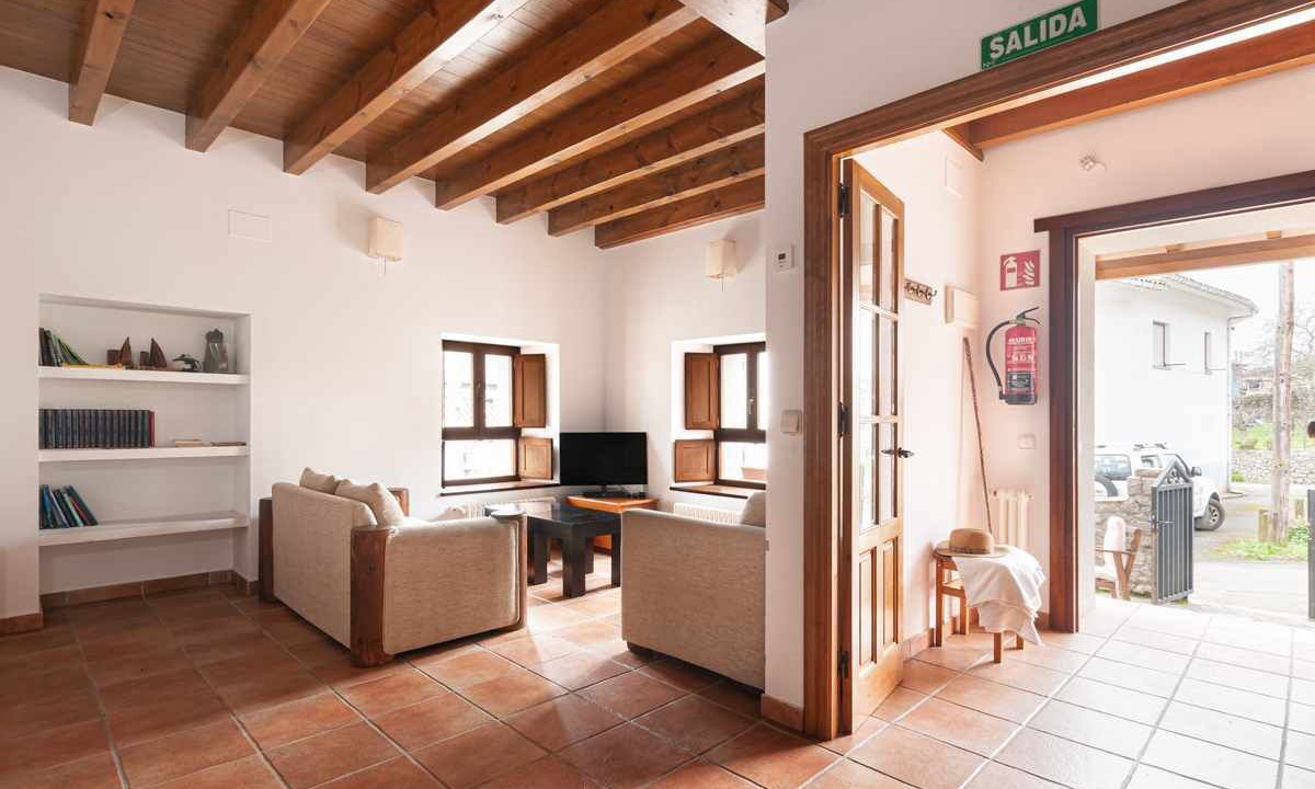 Photo of Livingroom in Llanes