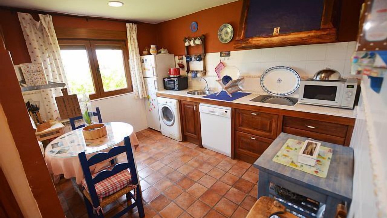 Photo of Kitchen in Navarredonda de Gredos
