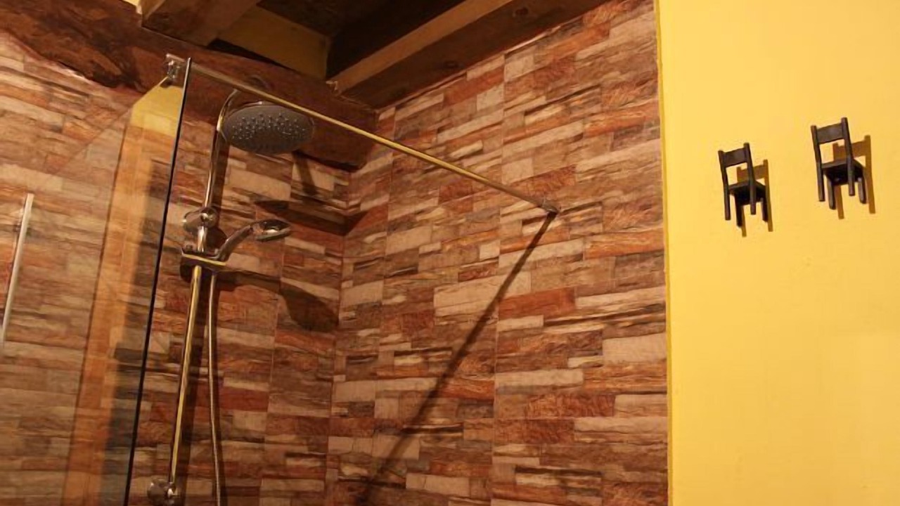 Photo of Bathroom in Pradena