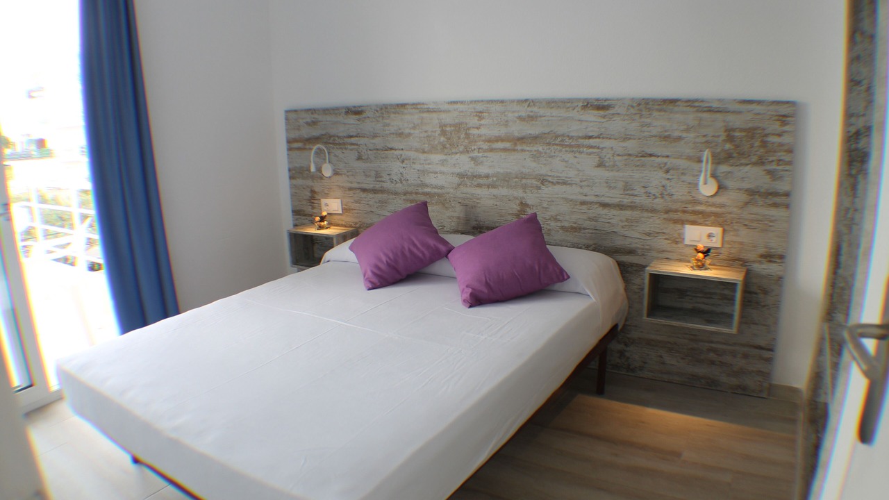 Photo of Bedroom in Roses Town Center