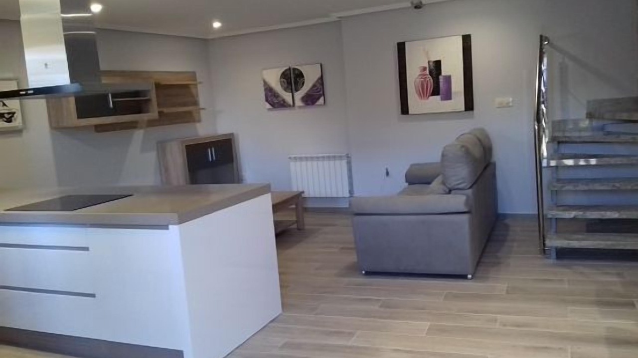 Photo of Livingroom in Coles