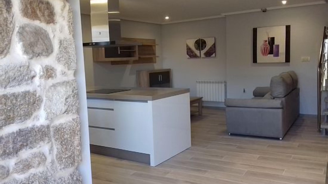 Photo of Livingroom in Coles