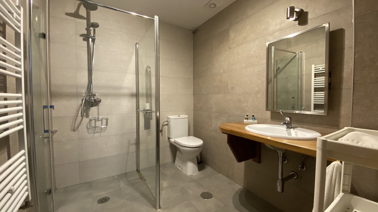 Photo of Bathroom in Frama