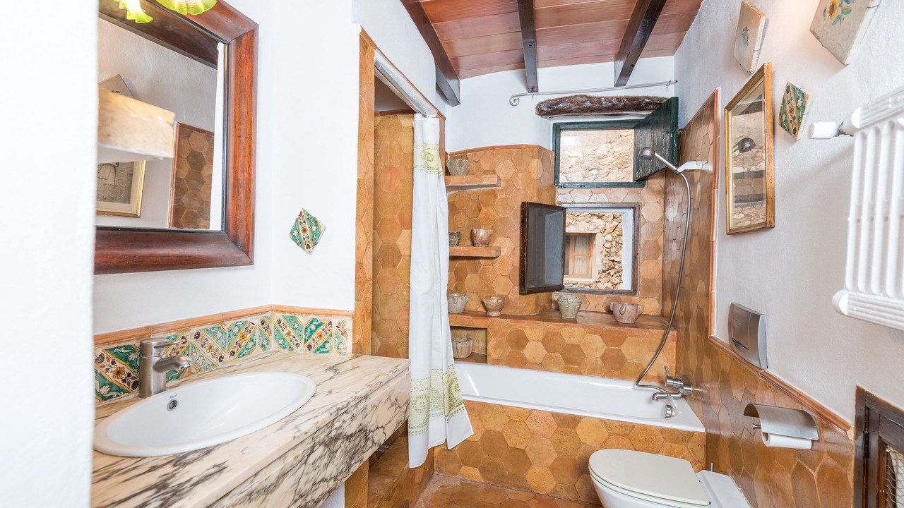 Photo of Bathroom in S'Arxiduc