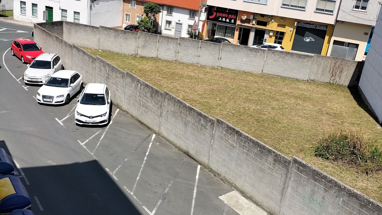 Photo of Outdoor in Naron