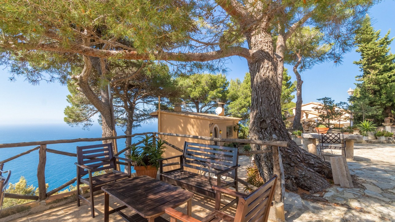 Photo of Patio Balcony in Valldemossa