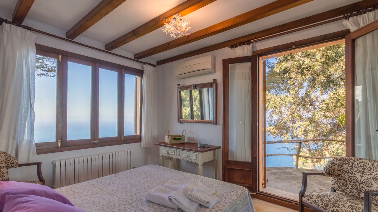 Photo of Bedroom in Valldemossa