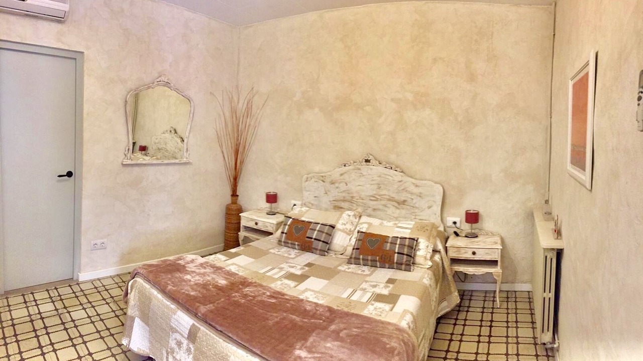 Photo of Bedroom in Pals
