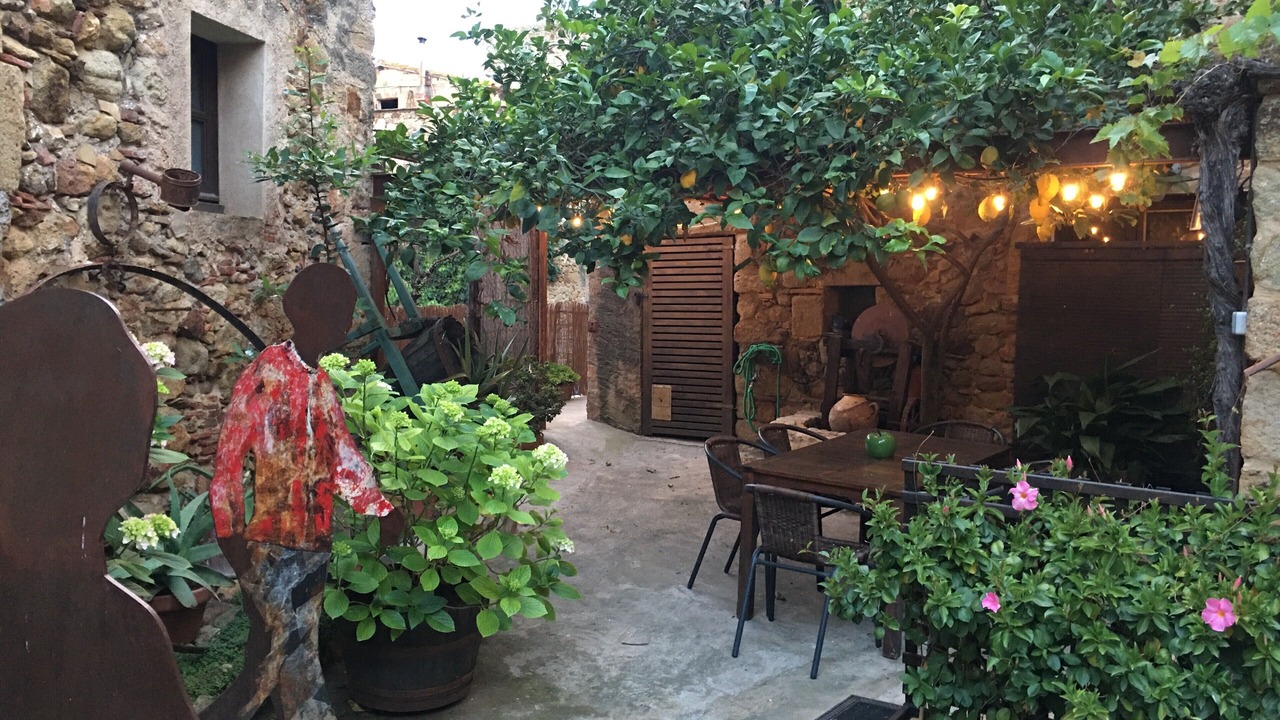 Photo of Outdoor in Pals