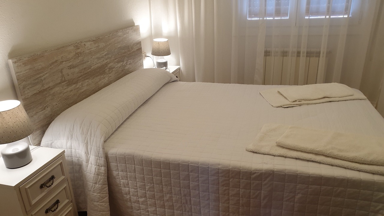 Photo of Bedroom in Haro