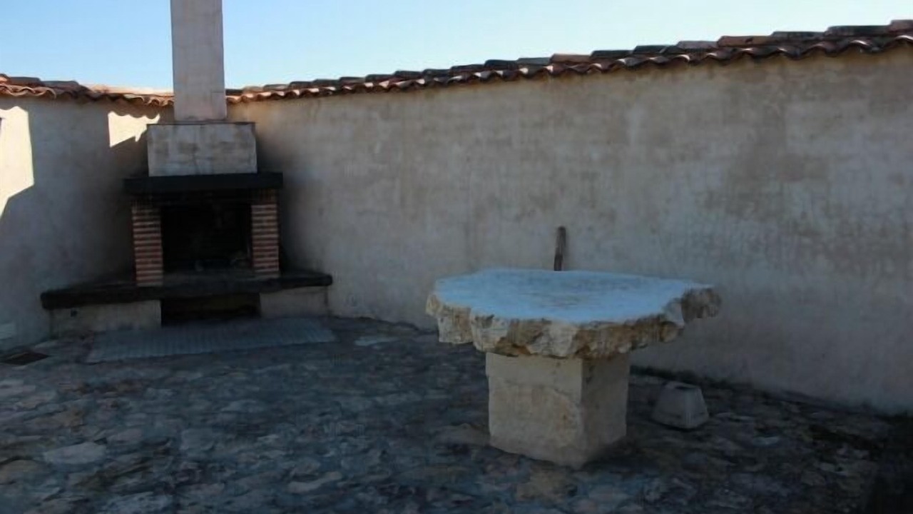 Photo of Patio Balcony in San Miguel de Bernuy