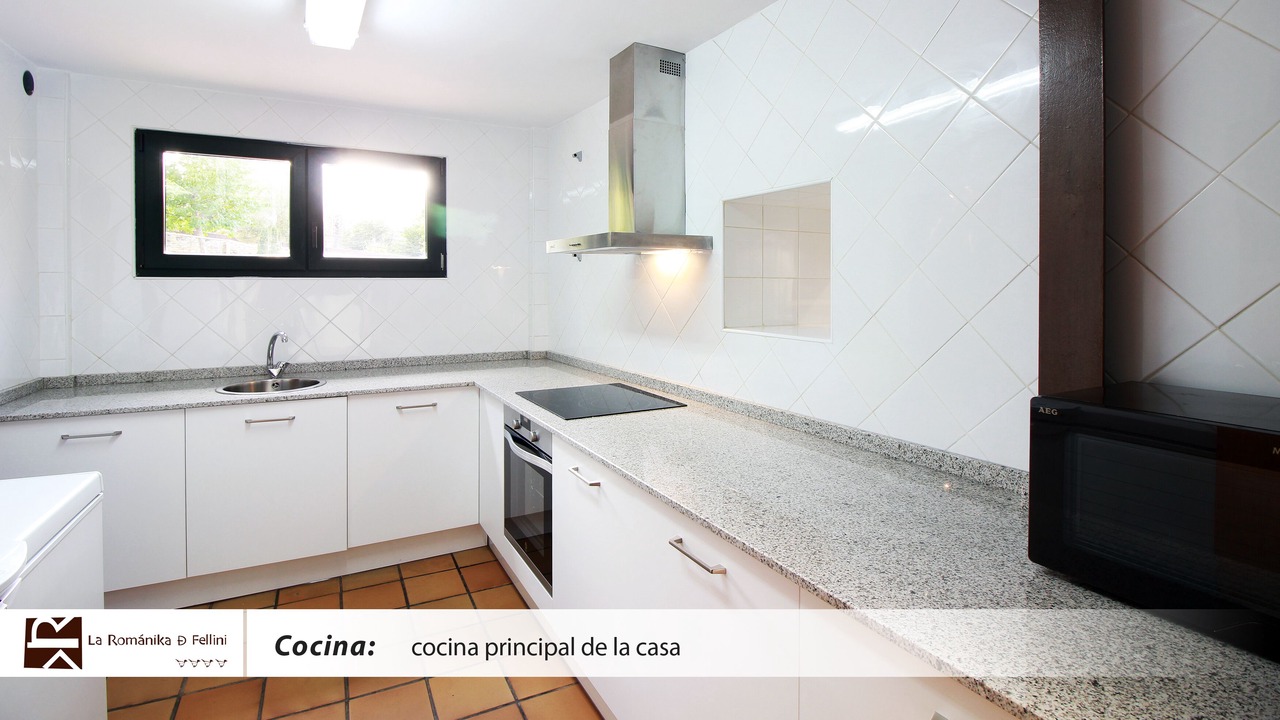 Photo of Kitchen in San Martin de Elines