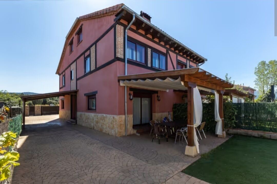 Photo of Outdoor in Revenga