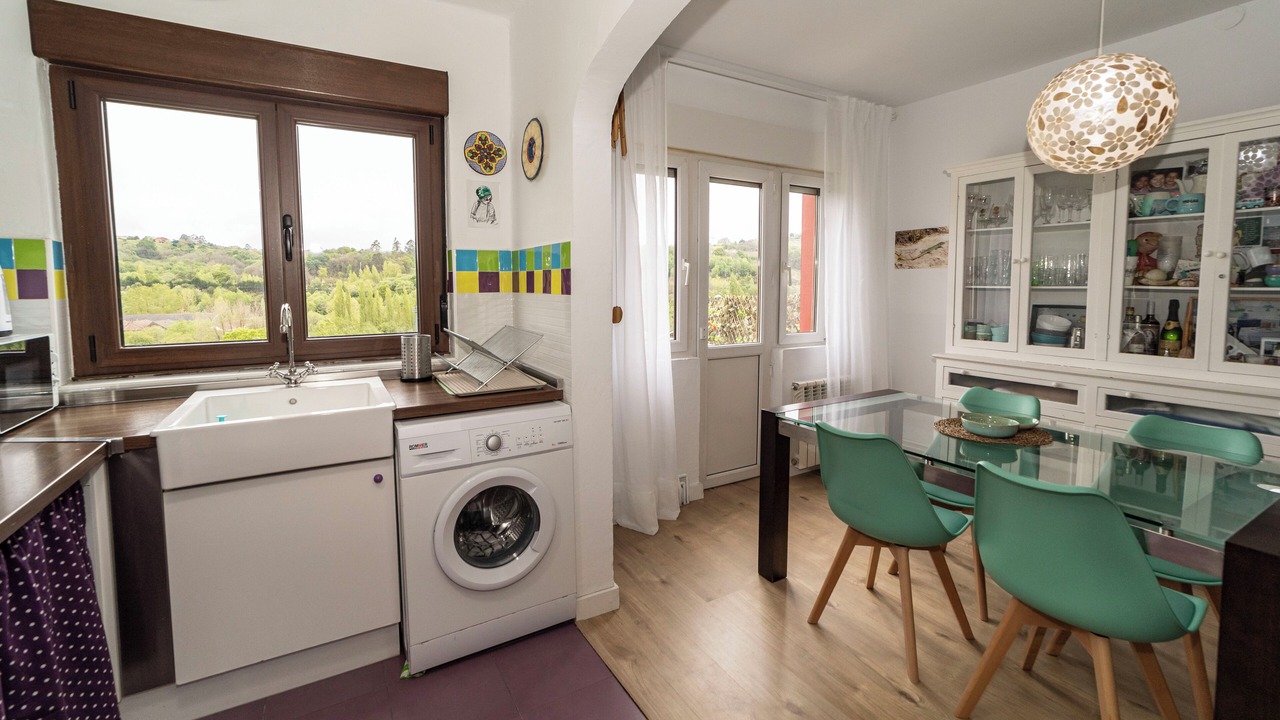 Photo of Kitchen in Santa Marina de Oblanca