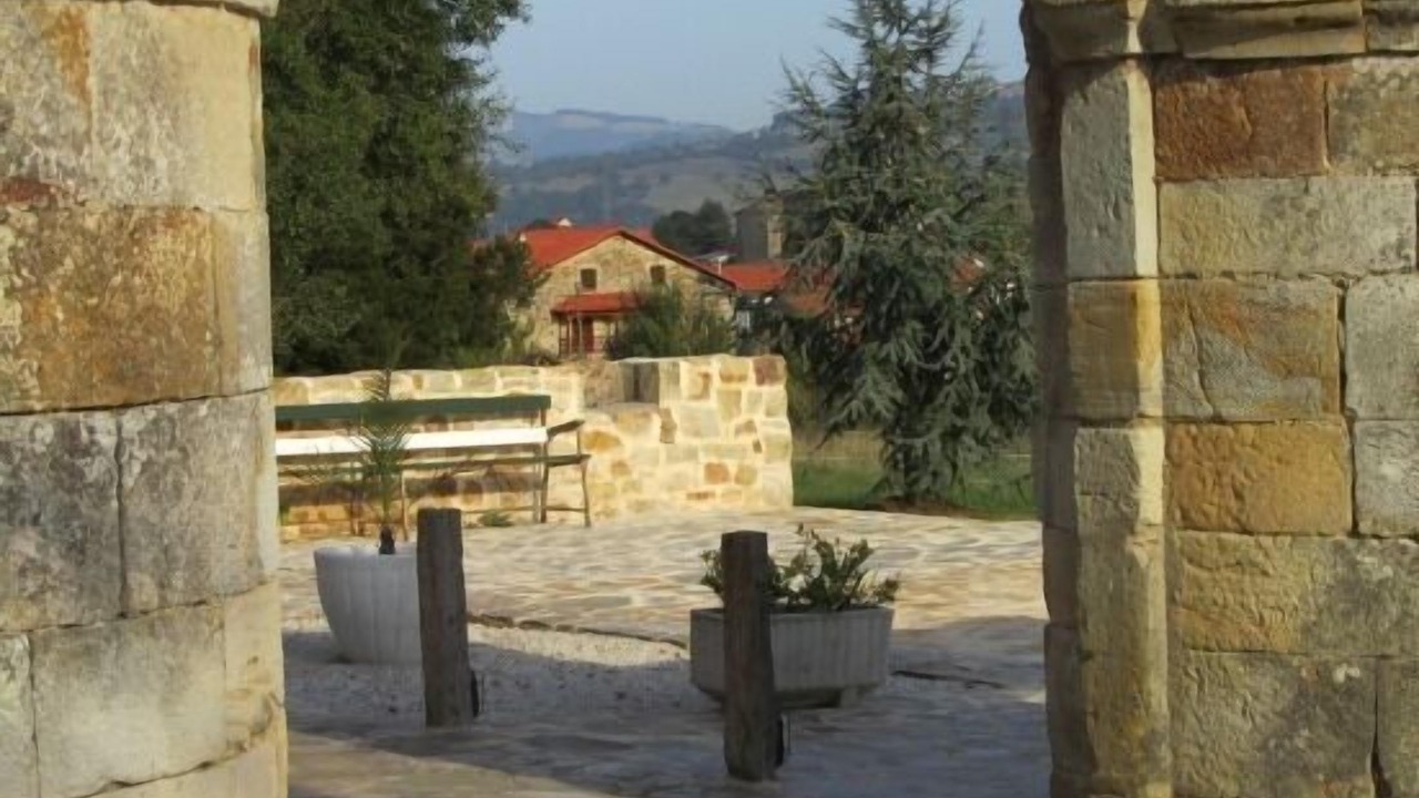 Photo of Outdoor in Barcena de Cicero