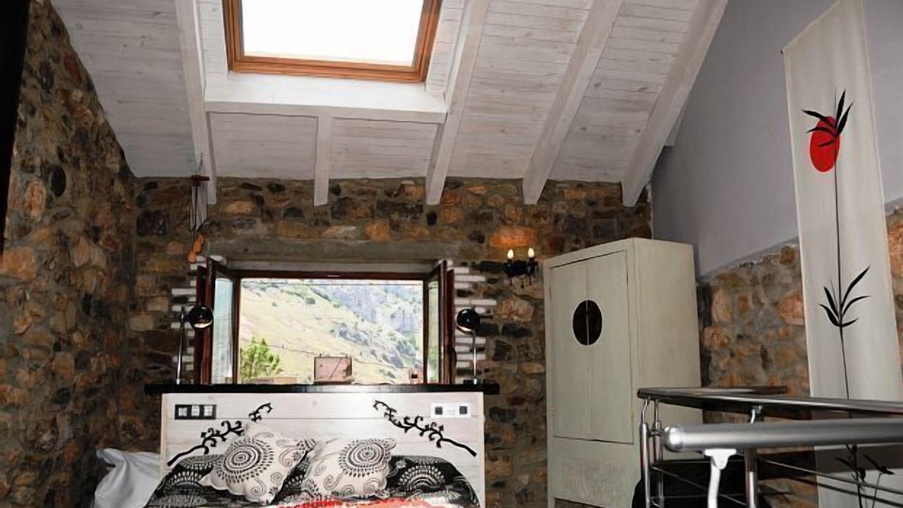 Photo of Bedroom in Villafeliz de Babia