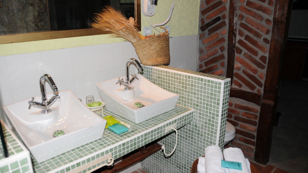 Photo of Bathroom in Villafeliz de Babia