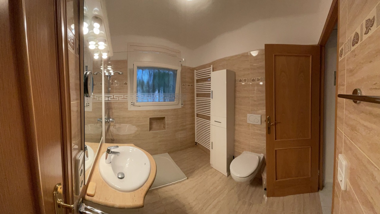 Photo of Bathroom in L'Hospitalet de l'Infant
