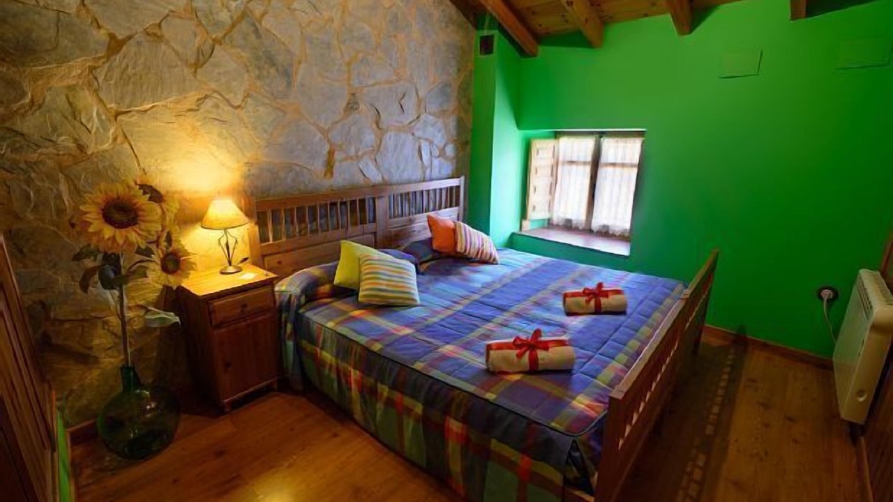 Photo of Bedroom in Benllera