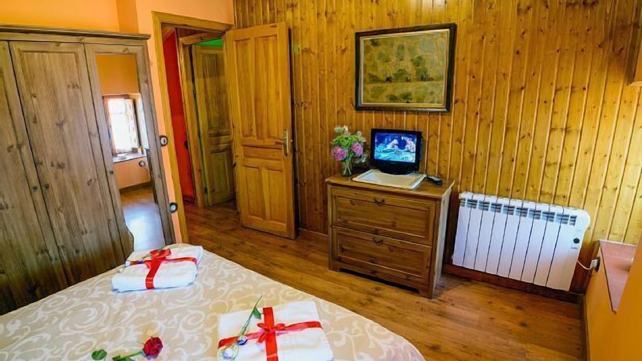 Photo of Bedroom in Benllera