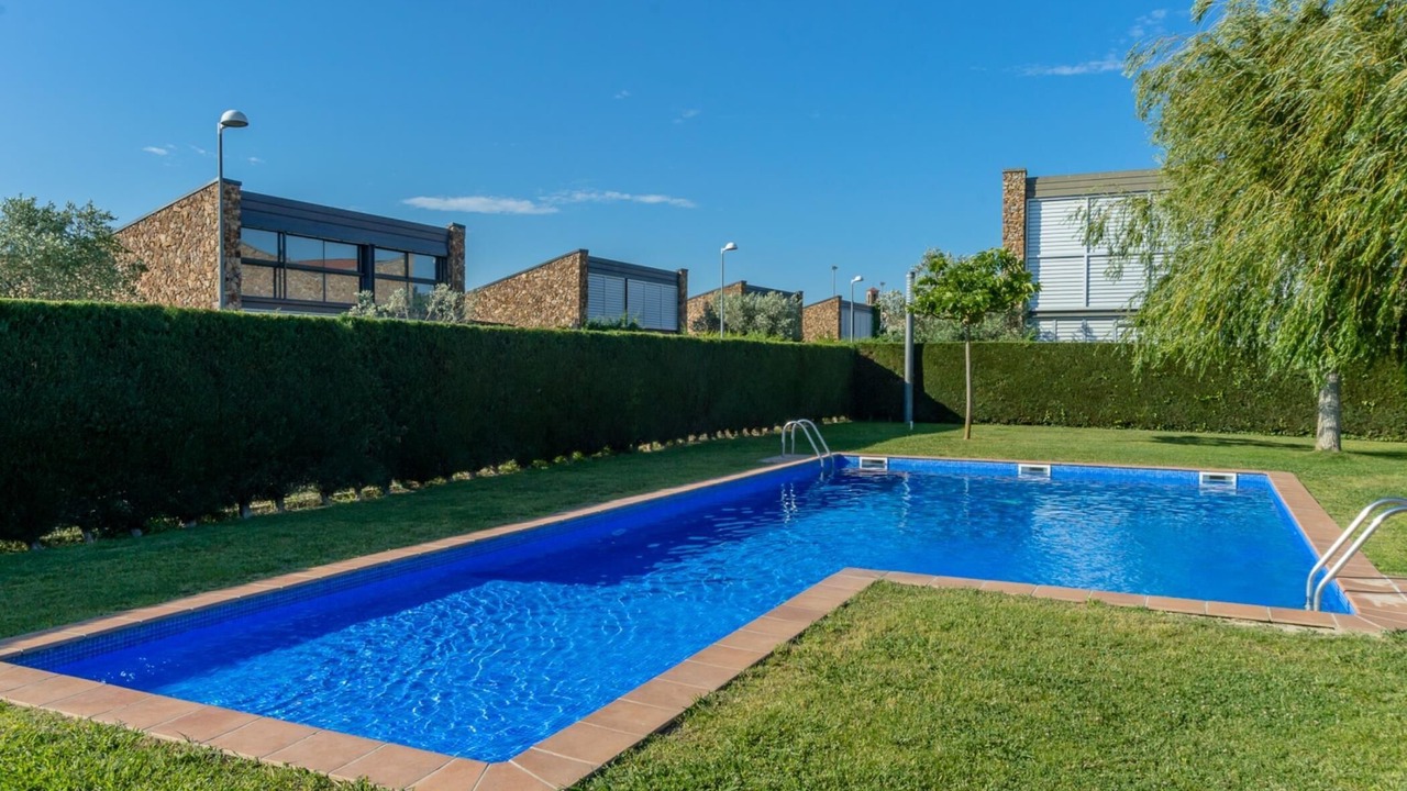 Photo of Outdoor in Albons