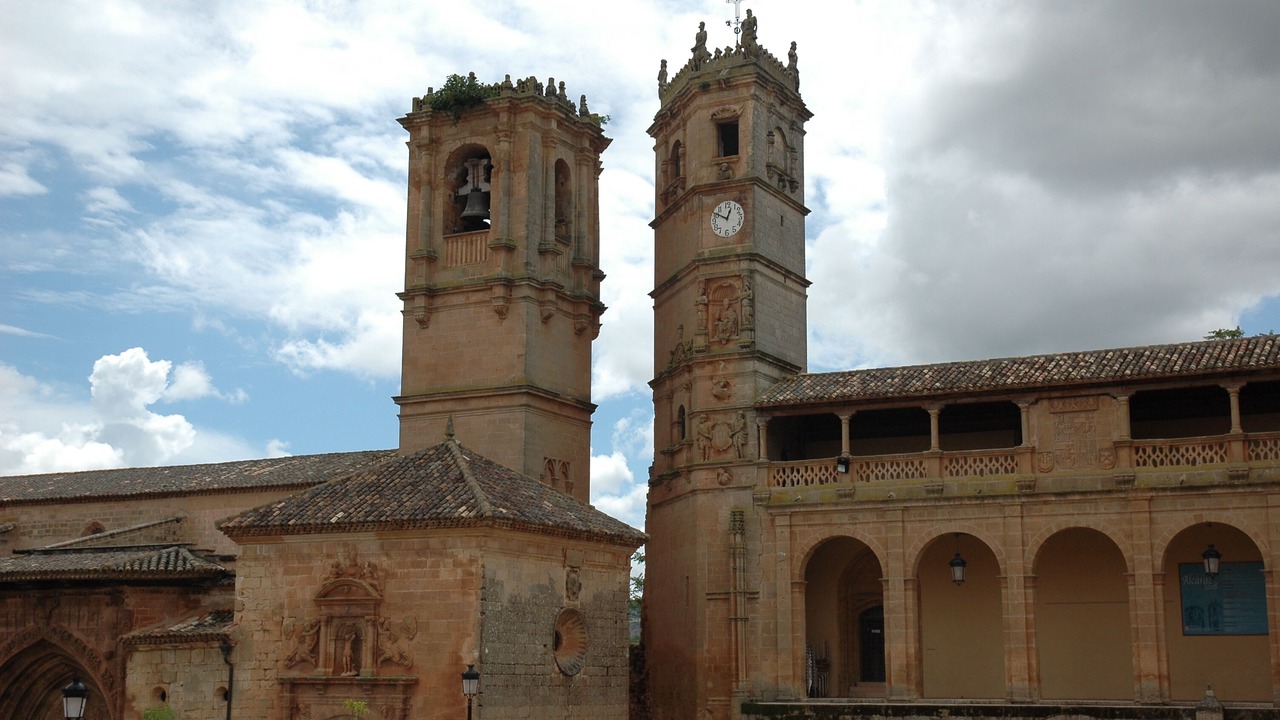 Photo of Others in Alcaraz