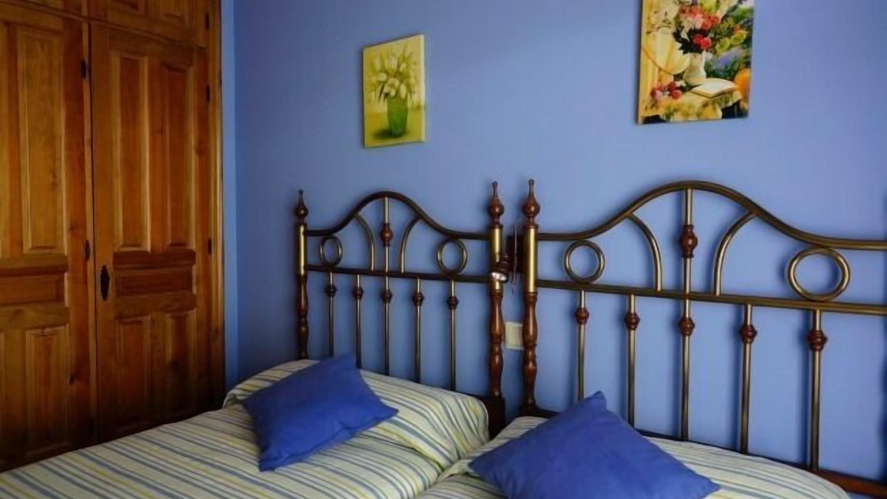 Photo of Bedroom in Abades