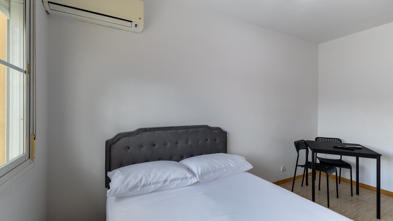 Photo of Bedroom in Loeches