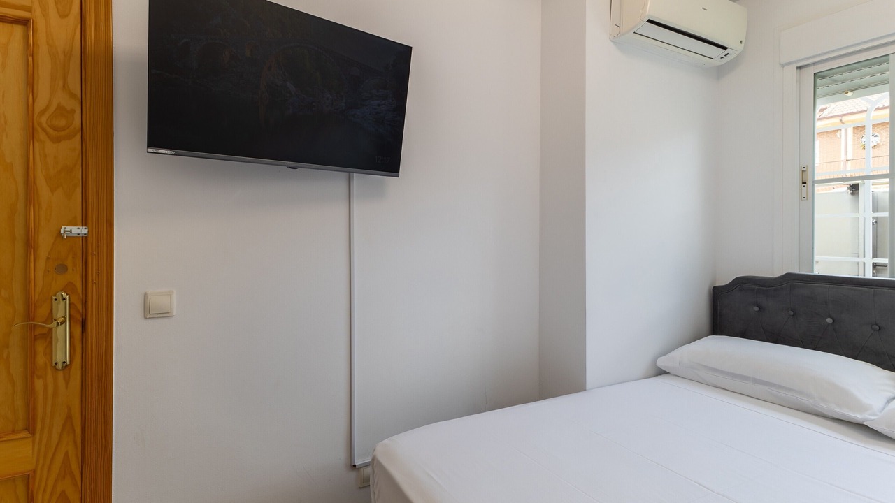 Photo of Bedroom in Loeches